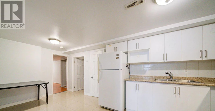BSMT-5 Lockdare Street, Toronto, ON, M1S 2Z5 - 5