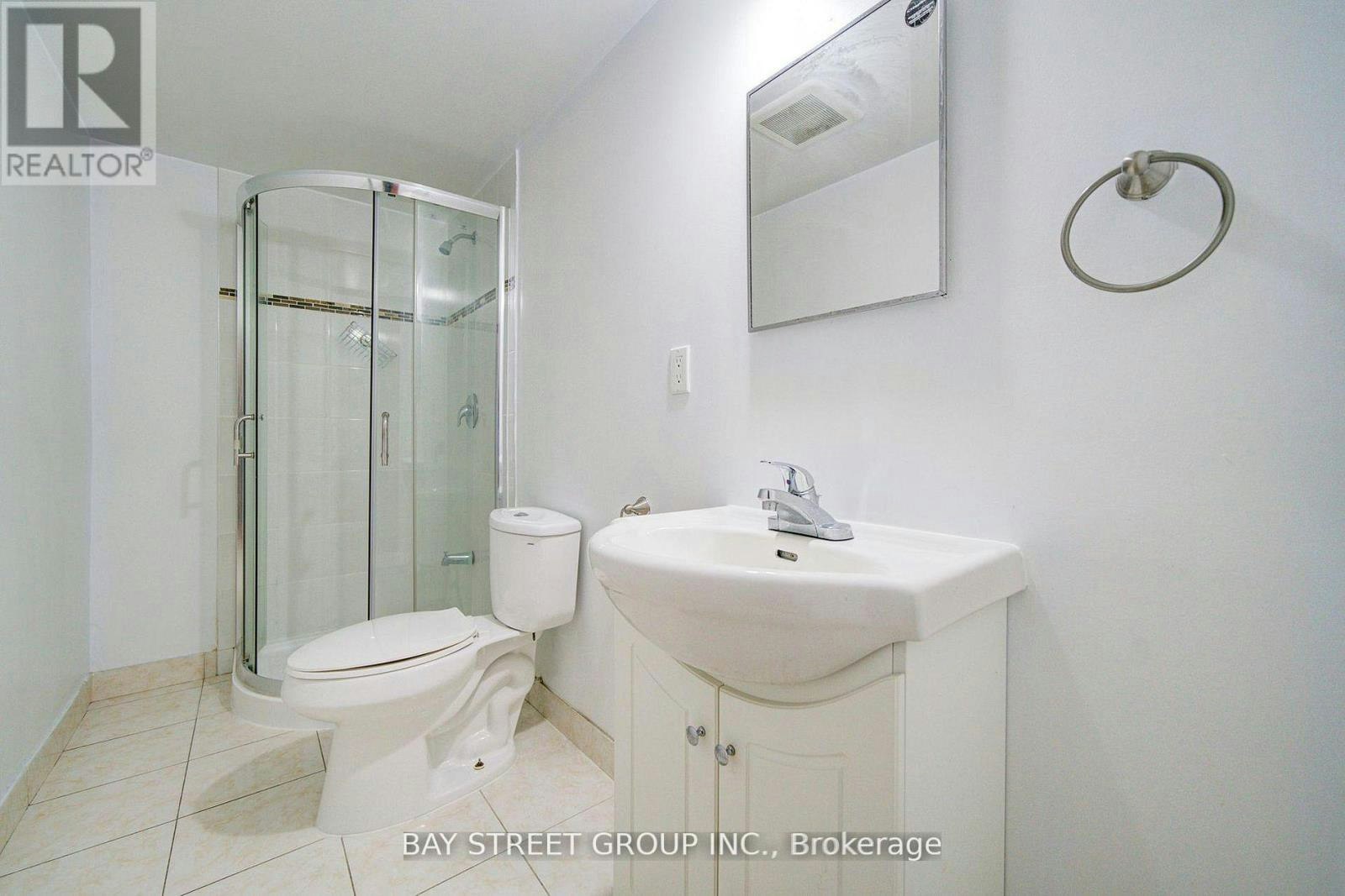 BSMT-5 Lockdare Street, Toronto, ON, M1S 2Z5 - 17