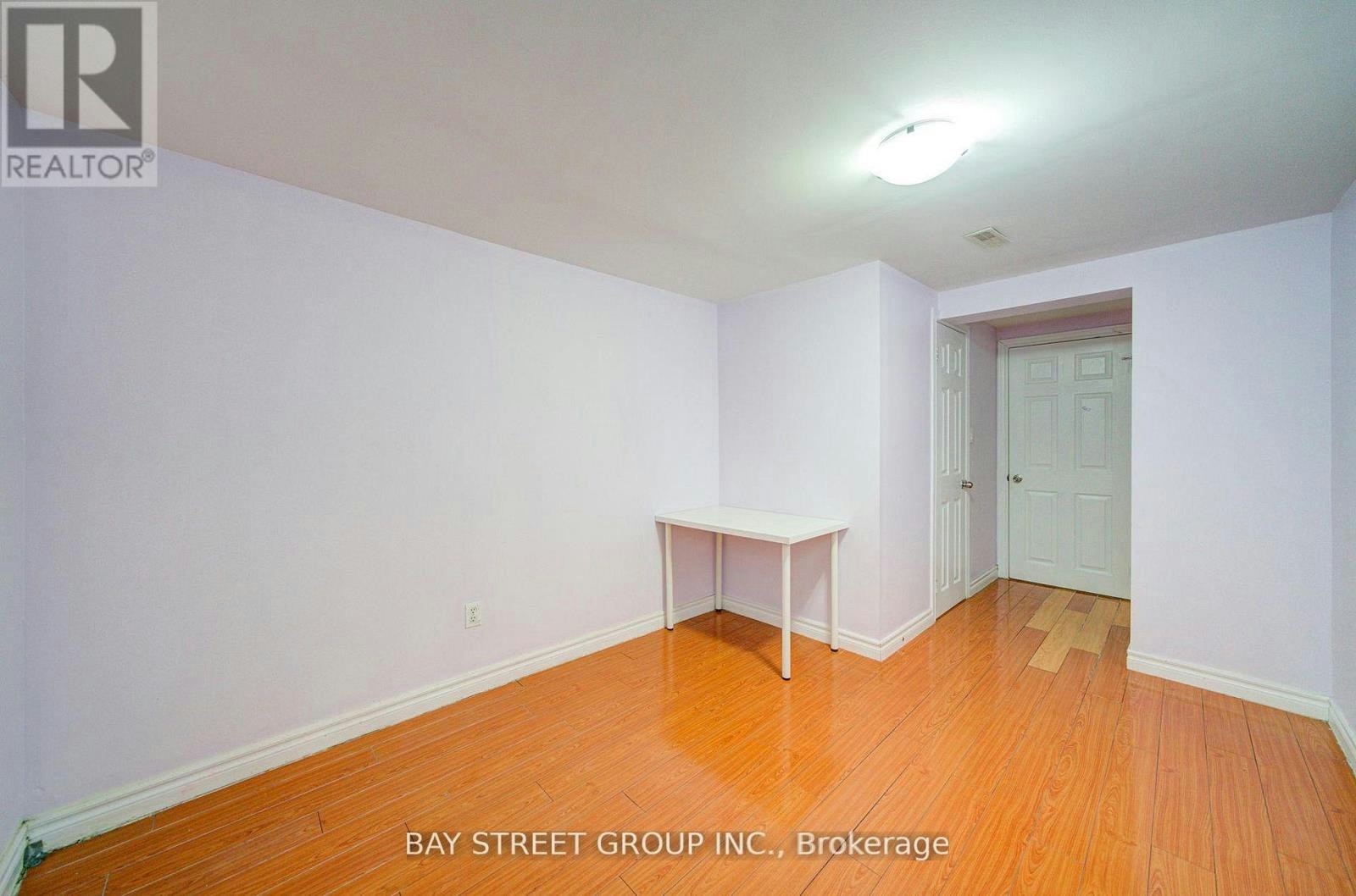 BSMT-5 Lockdare Street, Toronto, ON, M1S 2Z5 - 10