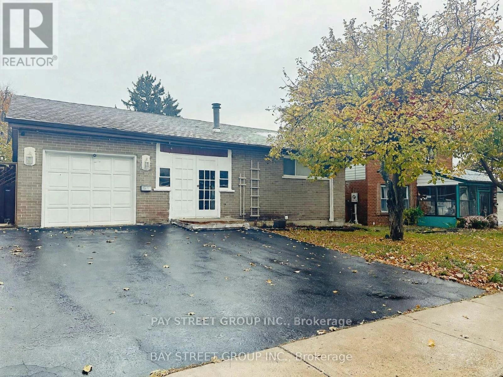 BSMT-5 Lockdare Street, Toronto, ON, M1S 2Z5