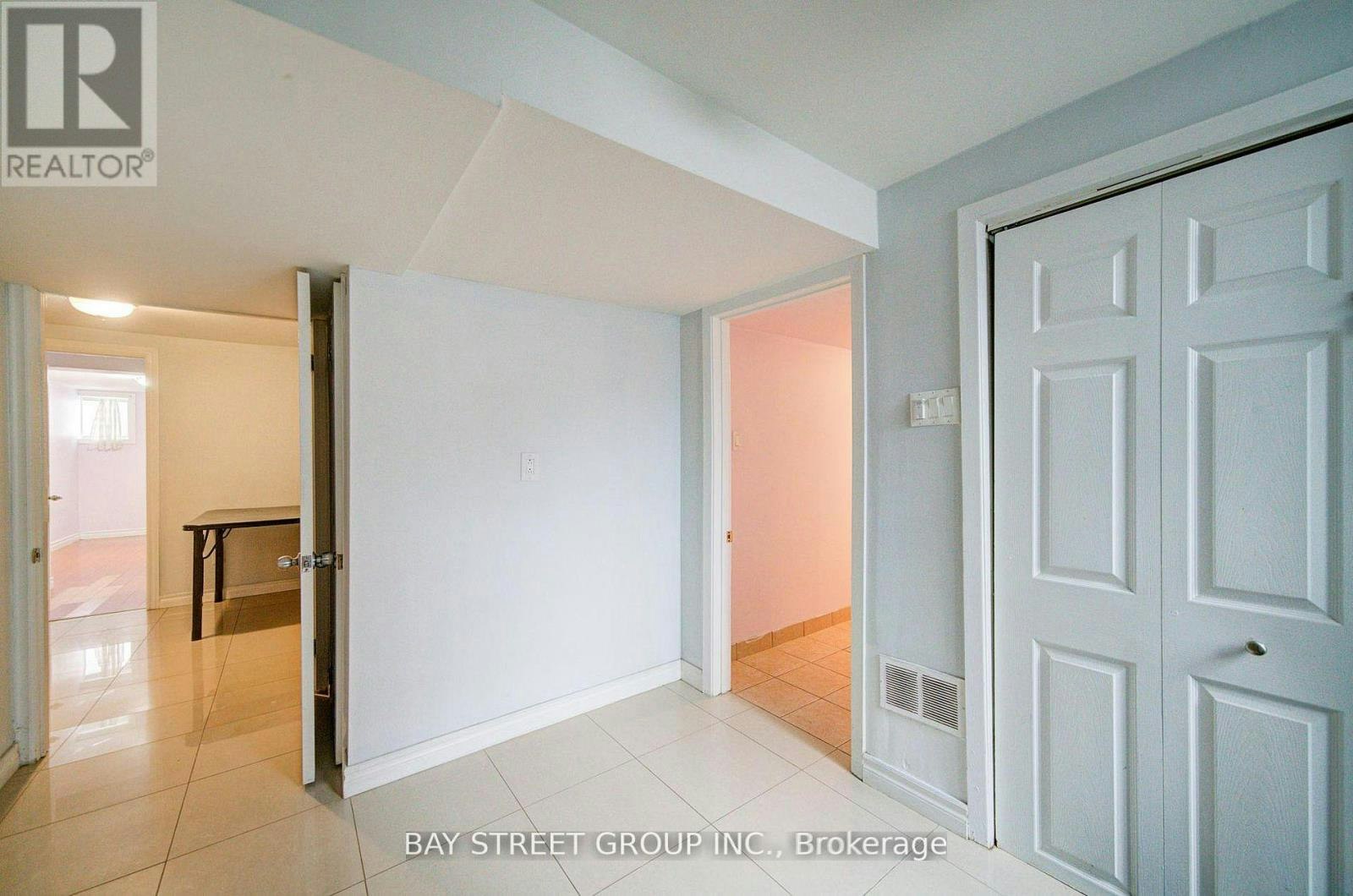 BSMT-5 Lockdare Street, Toronto, ON, M1S 2Z5 - 26