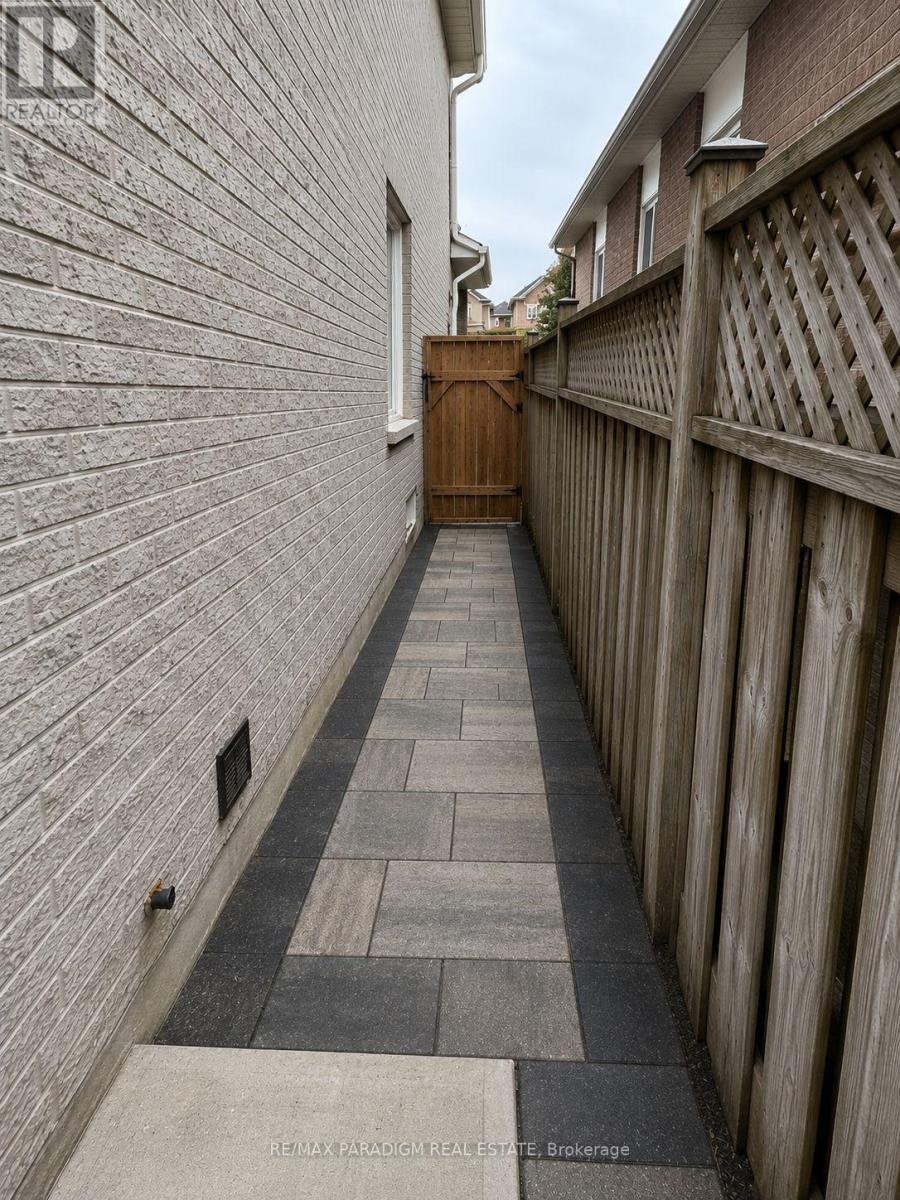 BSMT-291 Drummond Drive, Vaughan, ON, L6A 3C2 - 17