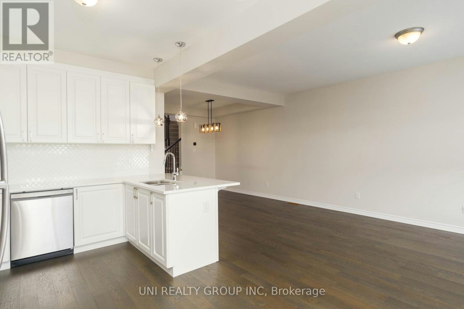 335 Aphelion Crescent, Ottawa, ON, K2J 6N4 - 9
