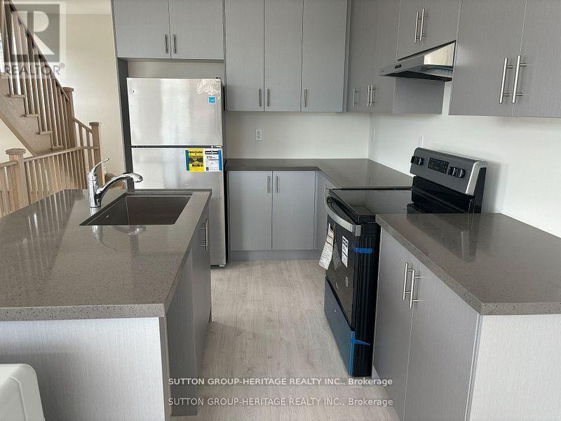 14 Cherry Hill Lane, Barrie, ON, L4N 6K7 - 5