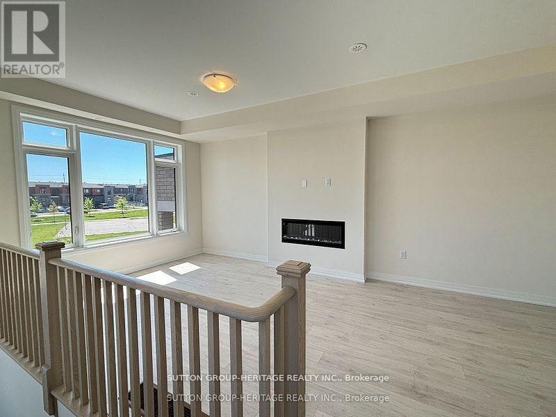 14 Cherry Hill Lane, Barrie, ON, L4N 6K7 - 11