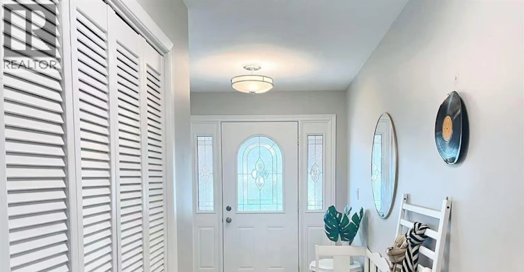 2979 St. Clair Avenue, Windsor, ON, N9E 4A1 - 3
