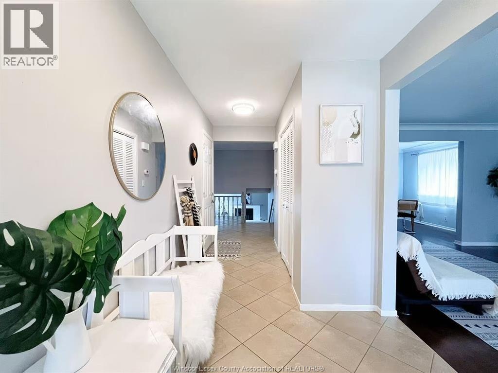 2979 St. Clair Avenue, Windsor, ON, N9E 4A1 - 2