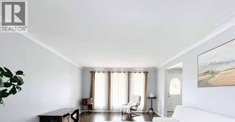 2979 St. Clair Avenue, Windsor, ON, N9E 4A1 - 4