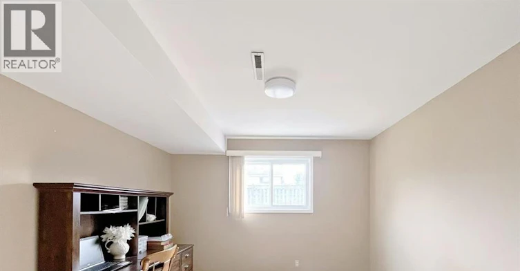 2979 St. Clair Avenue, Windsor, ON, N9E 4A1 - 14