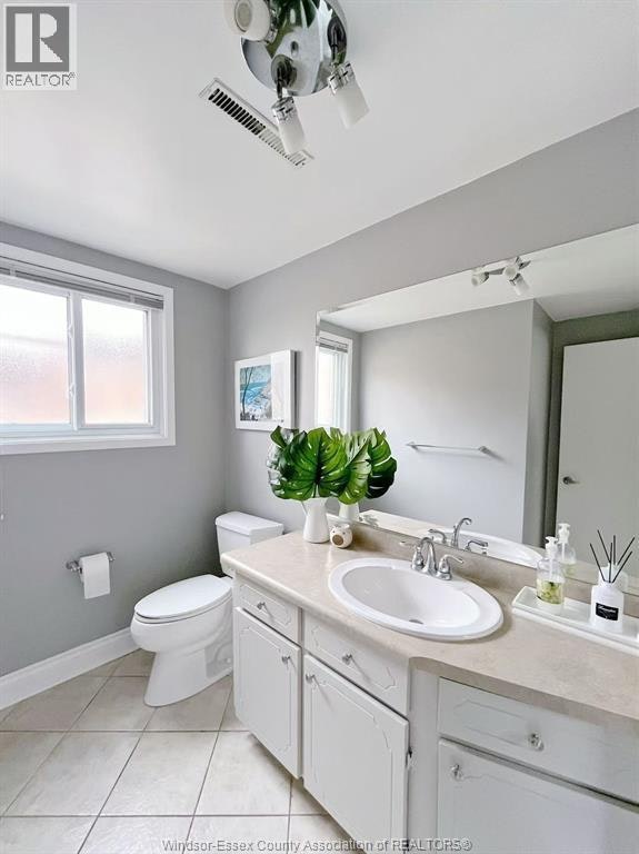 2979 St. Clair Avenue, Windsor, ON, N9E 4A1 - 16