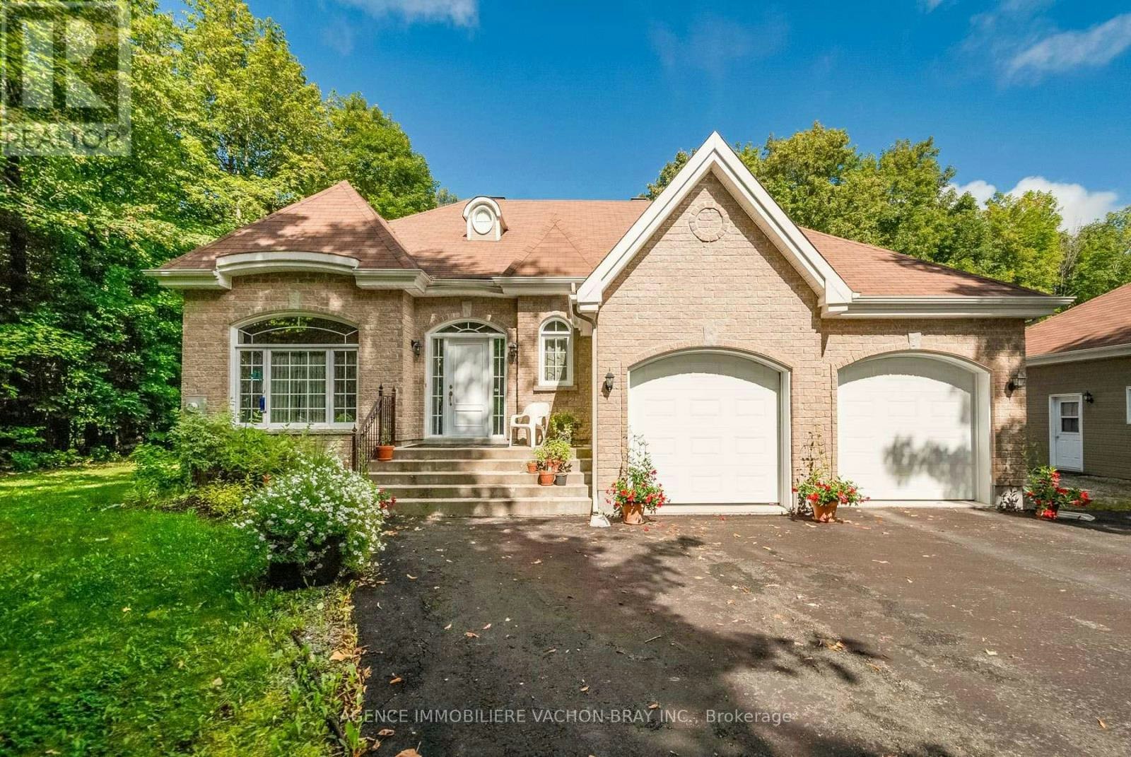 20233 Maple Road, South Glengarry, ON, K0C 2J0