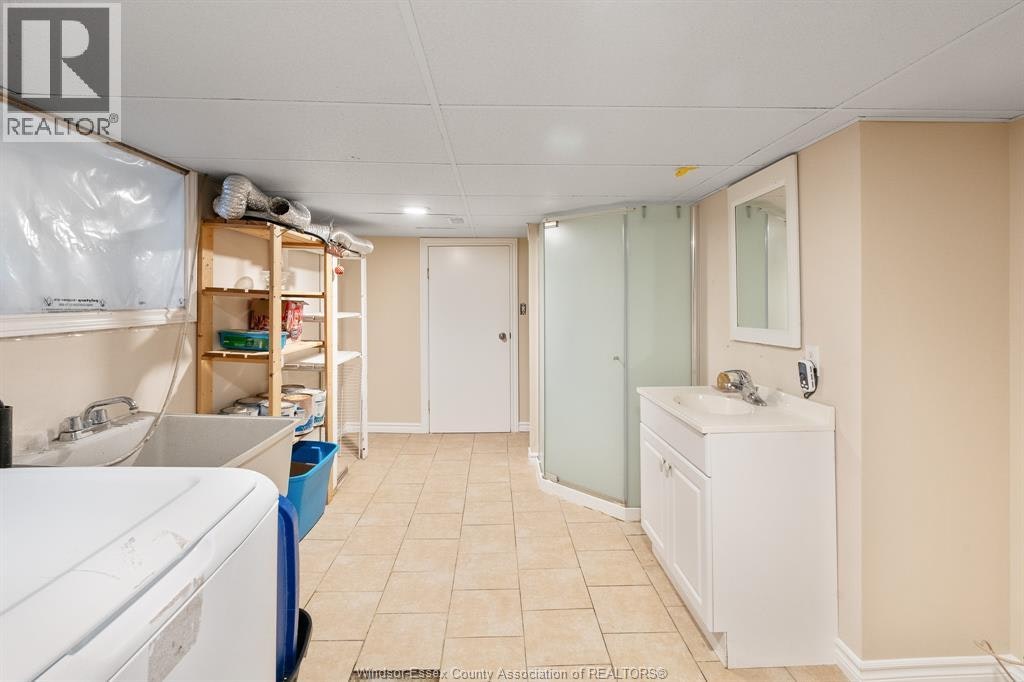 2284 Fraser Avenue, Windsor, ON, N8X 3Z7 - 35
