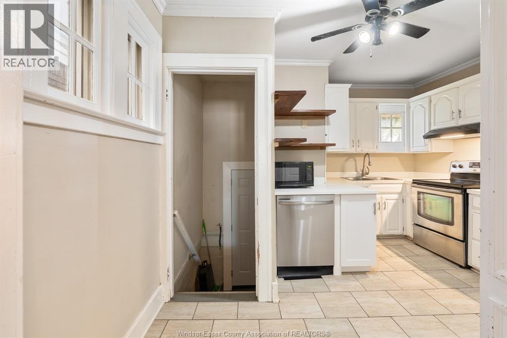 2284 Fraser Avenue, Windsor, ON, N8X 3Z7 - 18