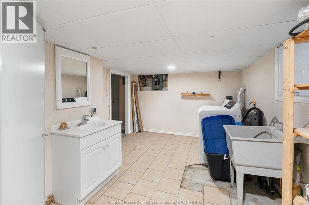 2284 Fraser Avenue, Windsor, ON, N8X 3Z7 - 36