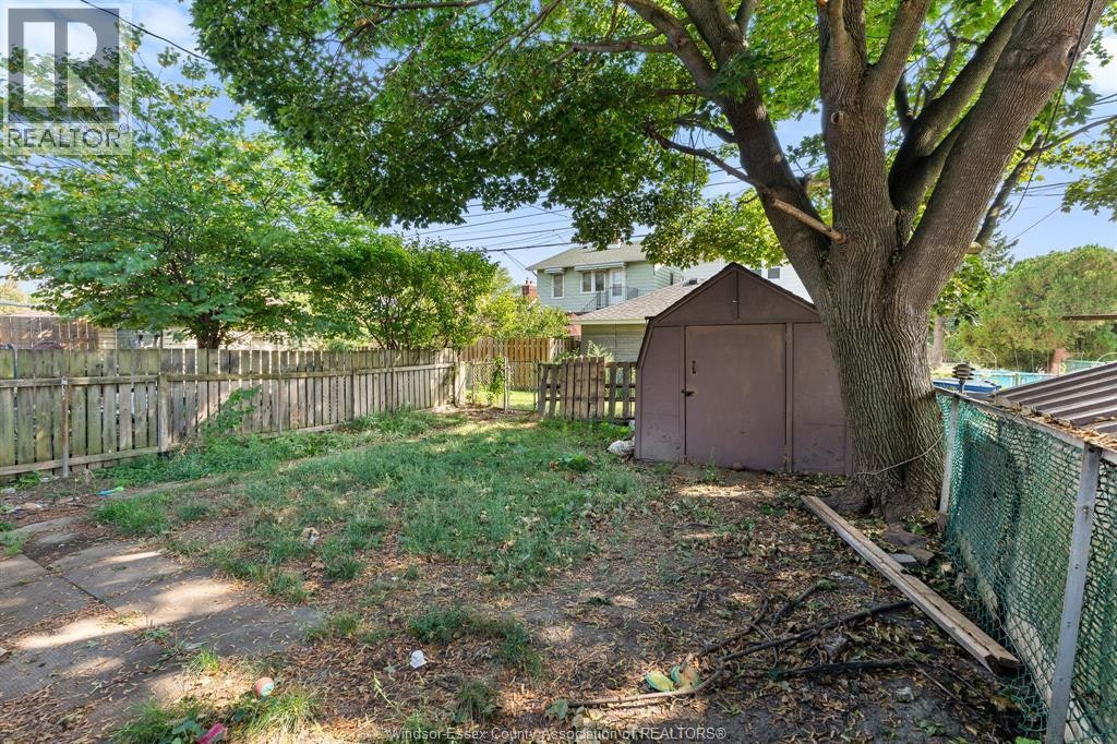2284 Fraser Avenue, Windsor, ON, N8X 3Z7 - 46