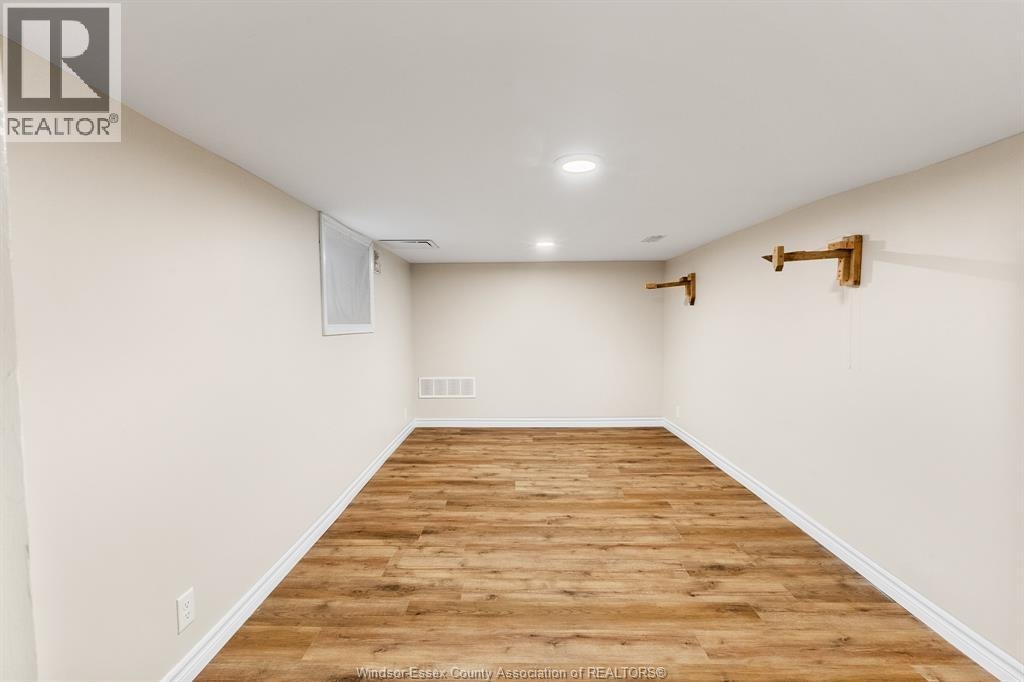 2284 Fraser Avenue, Windsor, ON, N8X 3Z7 - 37