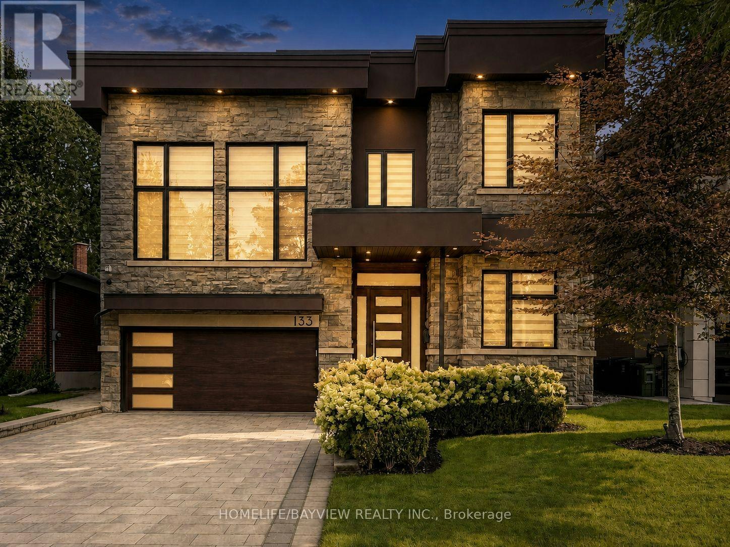 133 Northwood Drive, Toronto, ON, M2M 2K2 - 2