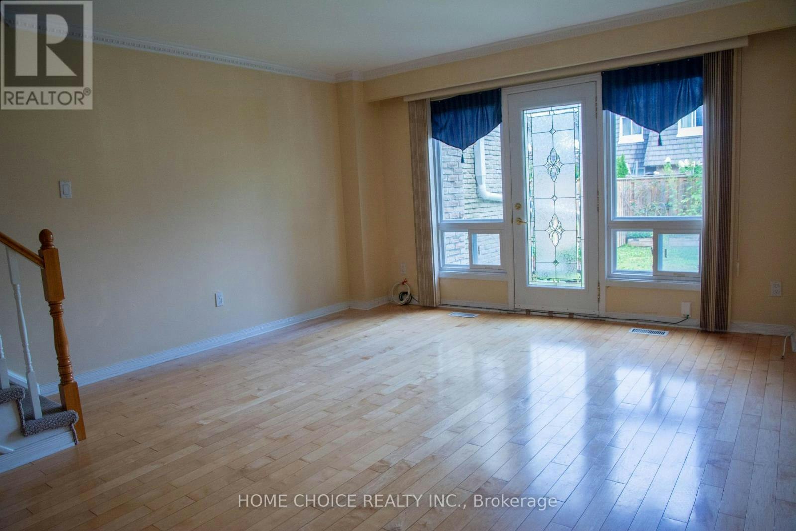 28 Tangle Briarway, Toronto, ON, M2J 2M4 - 4