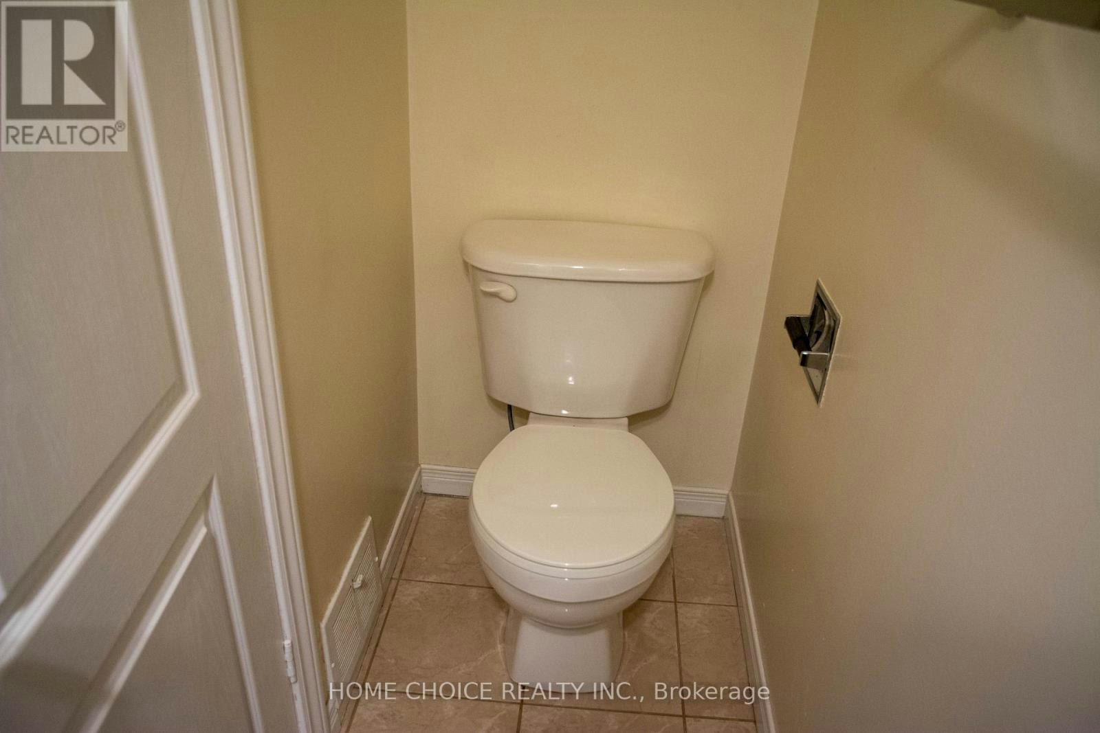 28 Tangle Briarway, Toronto, ON, M2J 2M4 - 7