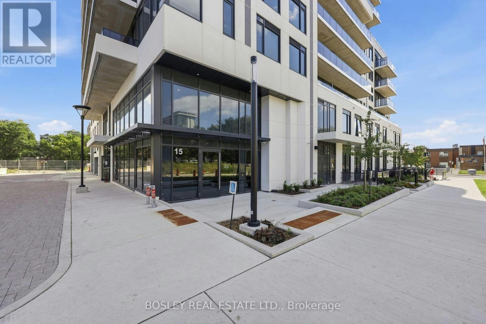 2302-15 David Salomon Drive, Toronto, ON, M3C 0T2 - 25