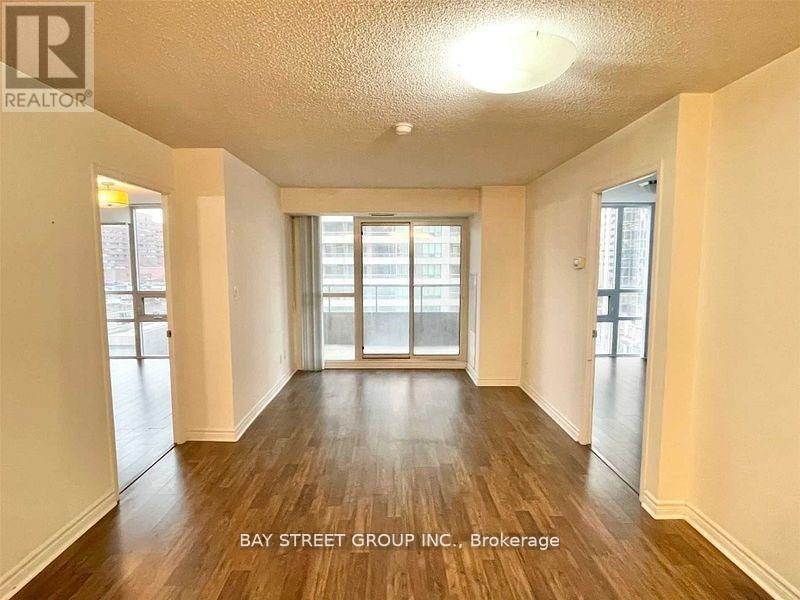 818-35 Hollywood Avenue, Toronto, ON, M2N 0A9 - 6