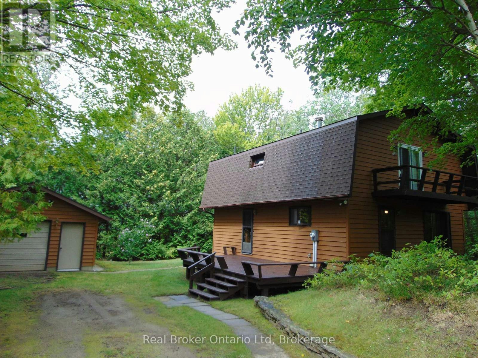 14 Emerson Avenue S, South Bruce Peninsula, ON, N0H 2G0