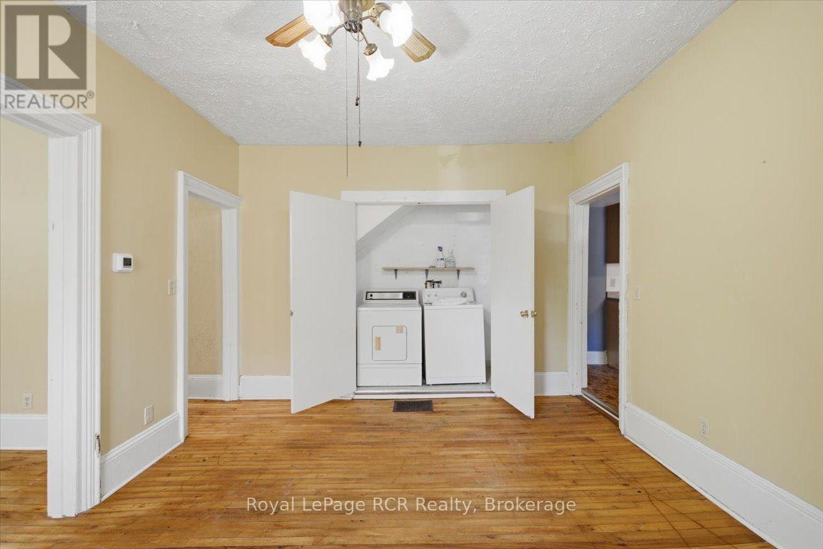 565 7th A Street E, Owen Sound, ON, N4K 1K4 - 8