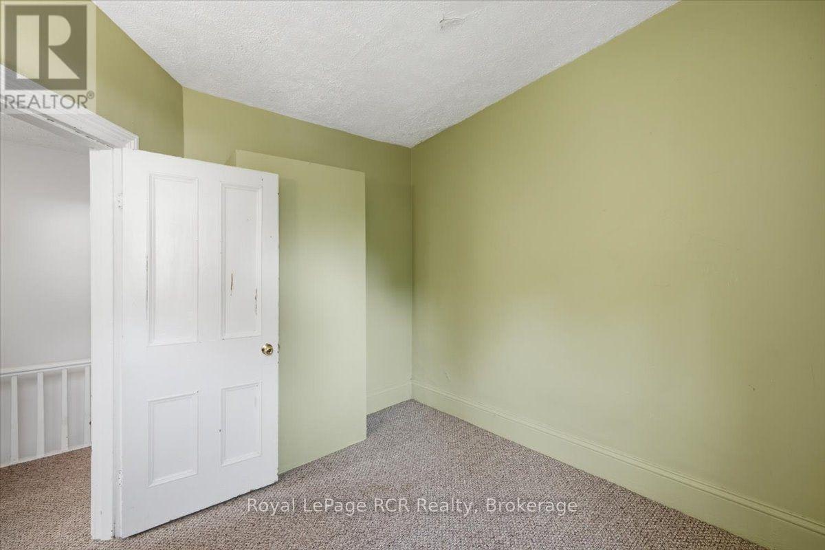 565 7th A Street E, Owen Sound, ON, N4K 1K4 - 22