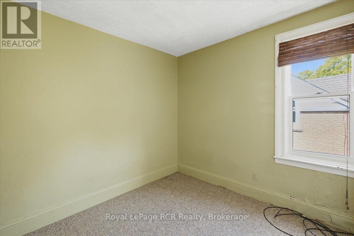 565 7th A Street E, Owen Sound, ON, N4K 1K4 - 20
