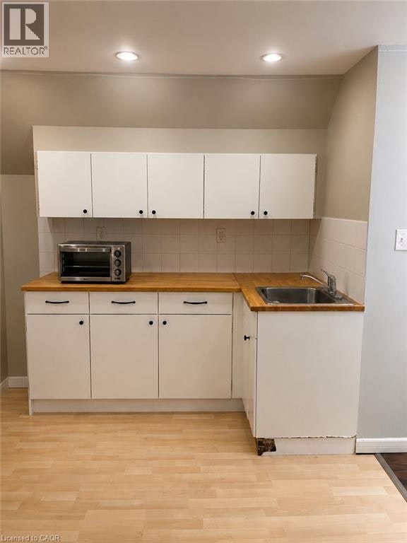 UPPER-110 Hess Street S, Hamilton, ON, L8P 3N5 - 2