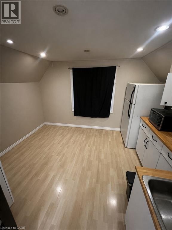 UPPER-110 Hess Street S, Hamilton, ON, L8P 3N5 - 3
