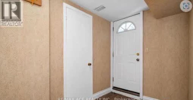 BSMT-127 Poplar Road, Toronto, ON, M1E 1Z5 - 4
