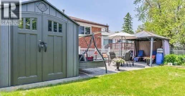 BSMT-127 Poplar Road, Toronto, ON, M1E 1Z5 - 9