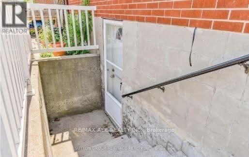 BSMT-127 Poplar Road, Toronto, ON, M1E 1Z5 - 3