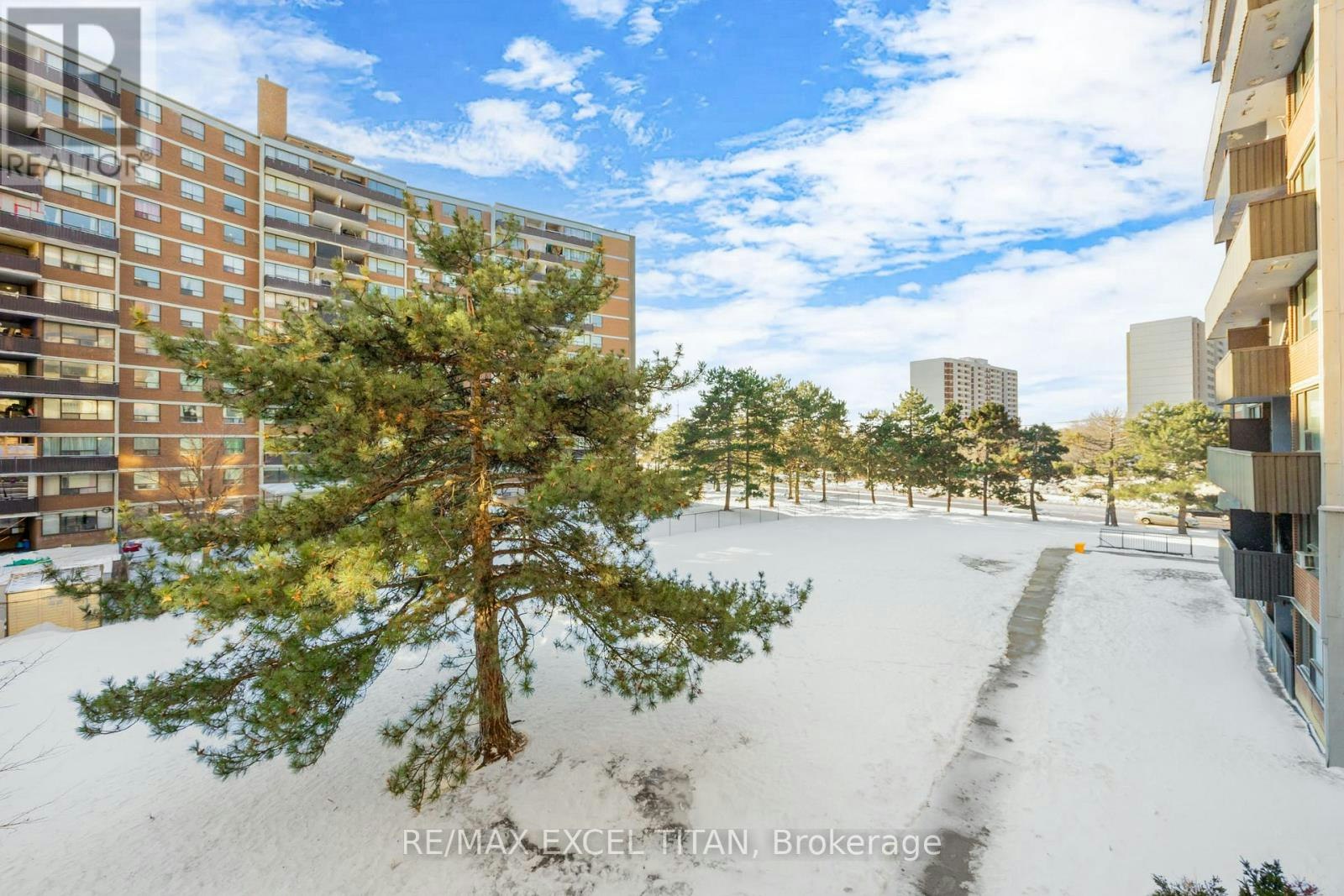 801-1385 Midland Avenue, Toronto, ON, M1P 3B8 - 27