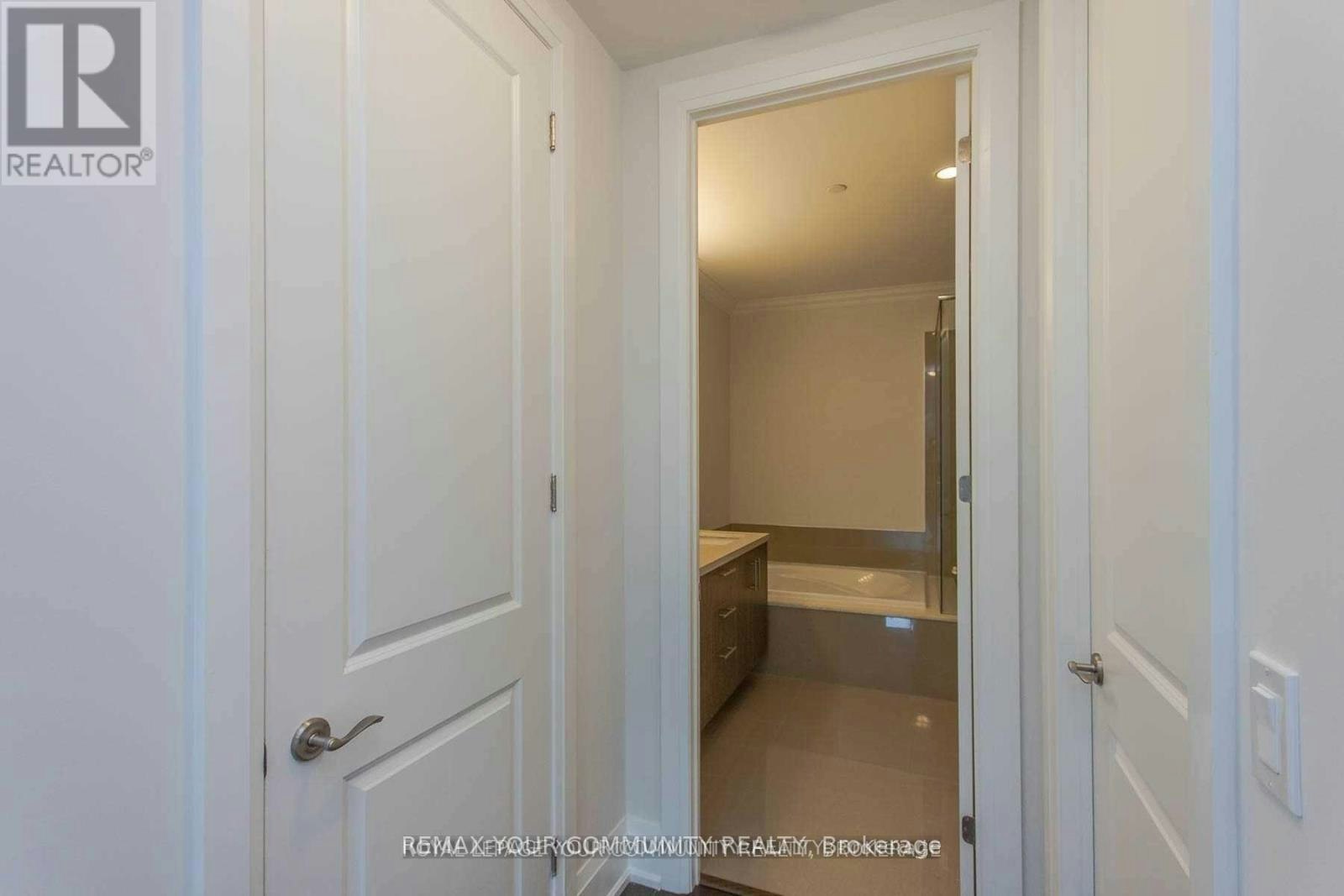 321-9099 Pine Drive, Vaughan, ON, L4H 4M1 - 19