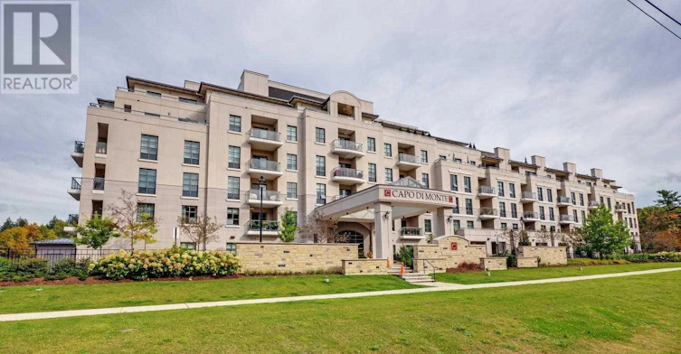 321-9099 Pine Drive, Vaughan, ON, L4H 4M1