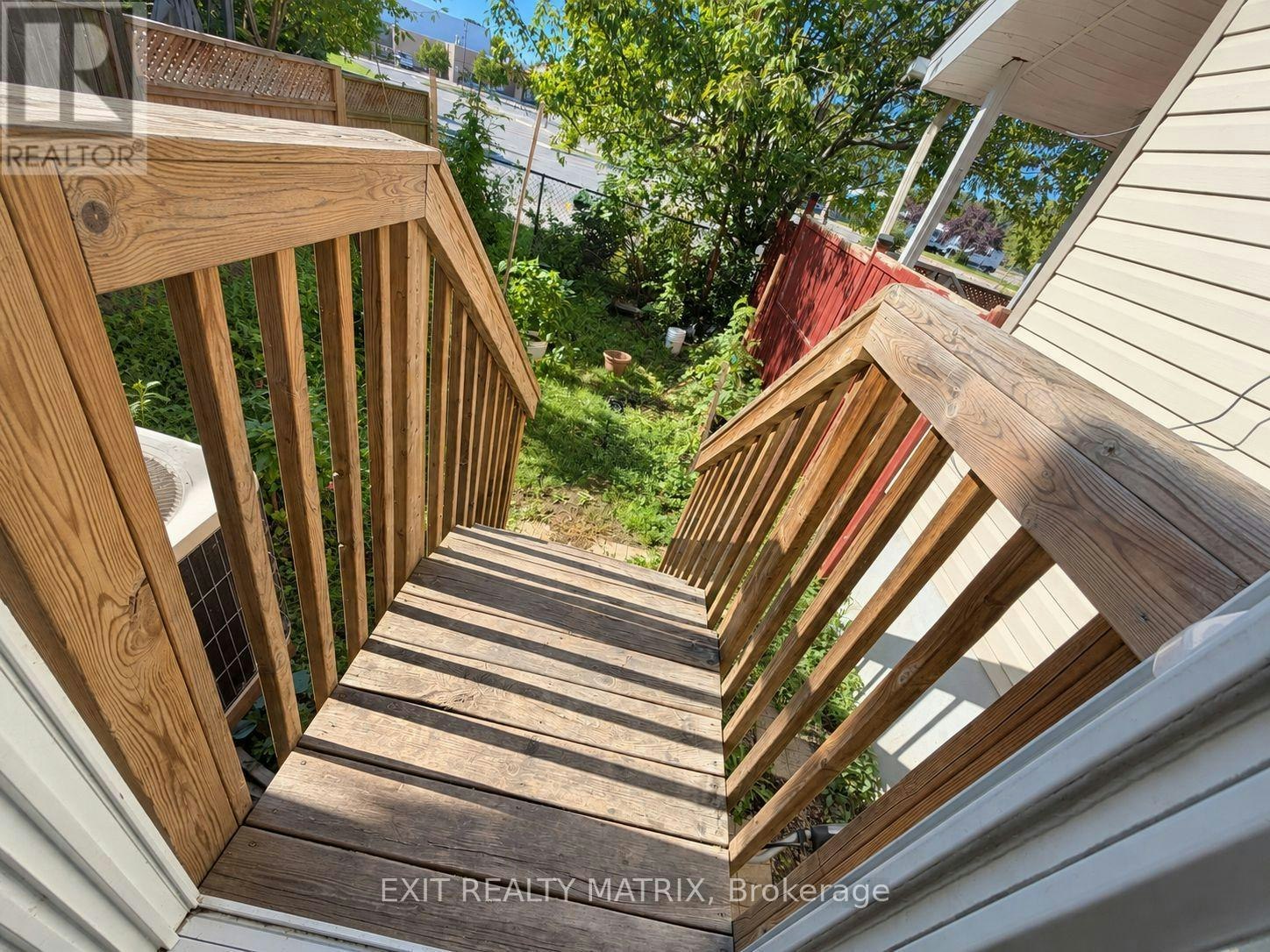 155 Margrave Avenue, Ottawa, ON, K1T 3X7 - 13