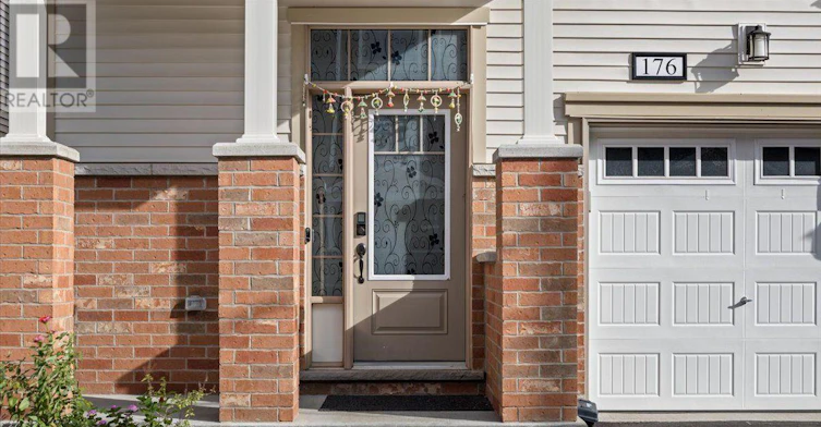 176 Harmattan Avenue, Ottawa, ON, K2S 2R3 - 3
