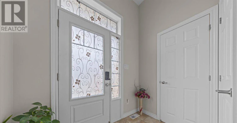 176 Harmattan Avenue, Ottawa, ON, K2S 2R3 - 4