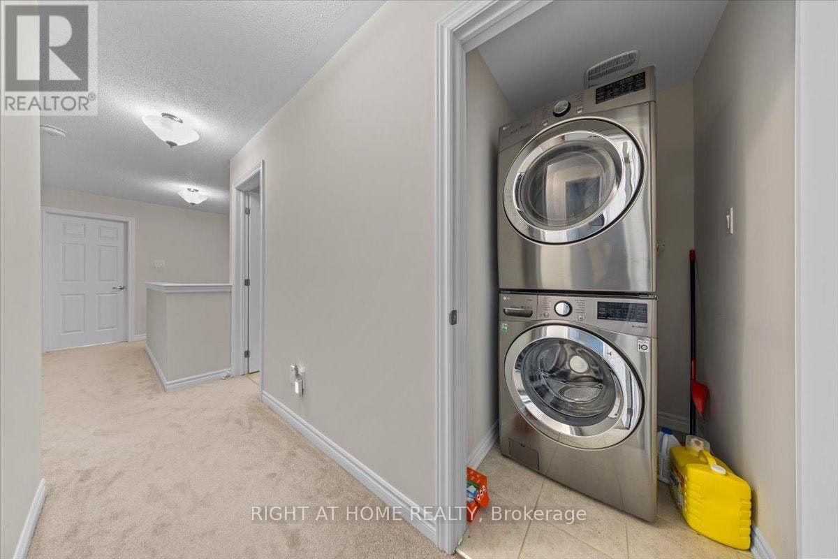 176 Harmattan Avenue, Ottawa, ON, K2S 2R3 - 18
