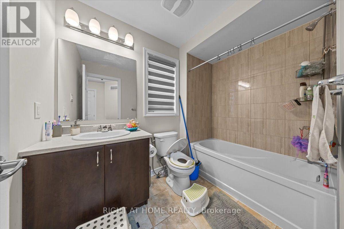176 Harmattan Avenue, Ottawa, ON, K2S 2R3 - 17