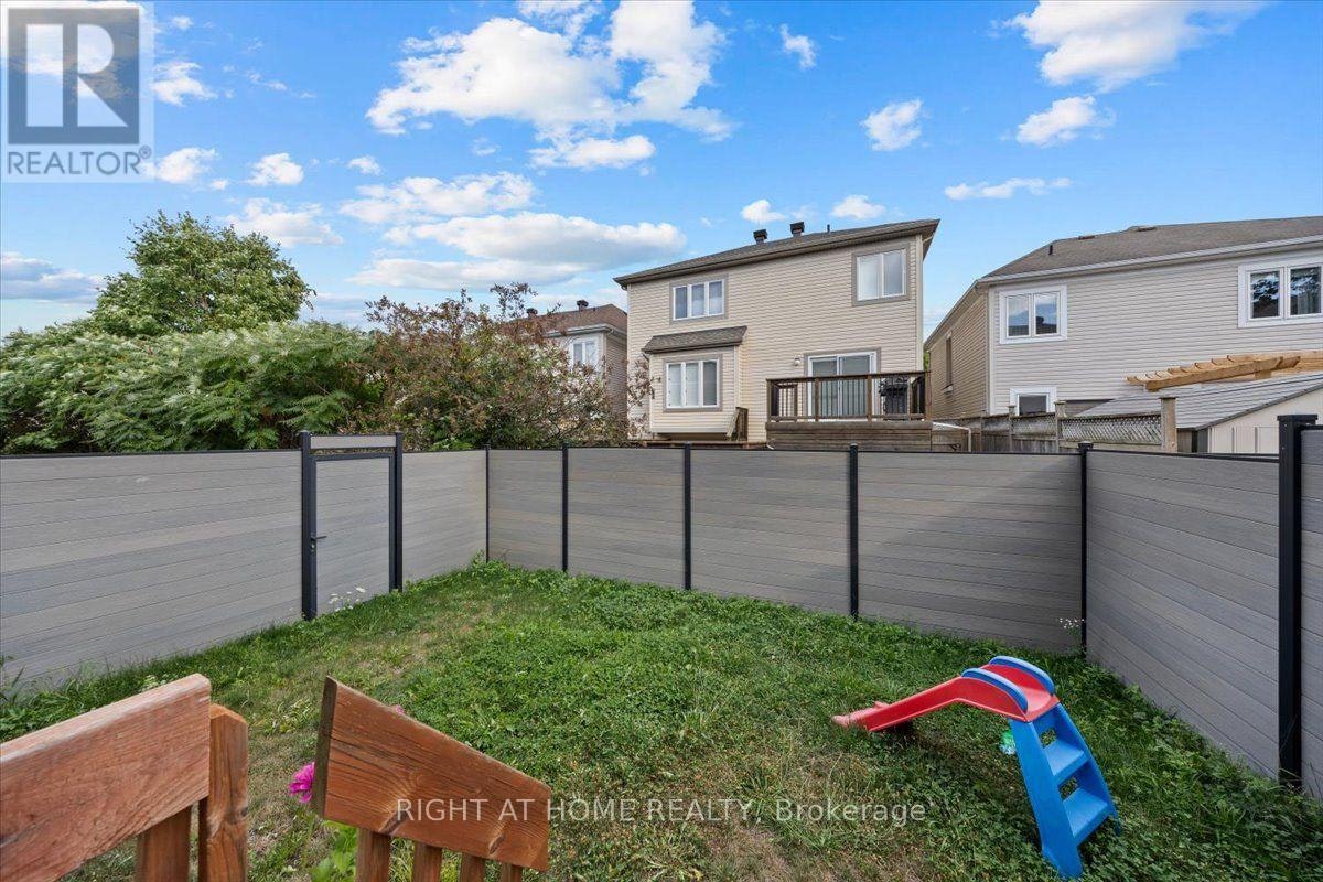 176 Harmattan Avenue, Ottawa, ON, K2S 2R3 - 25