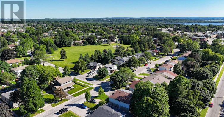 UPPER-85 Daphne Crescent, Barrie, ON, L4M 2Y7 - 28