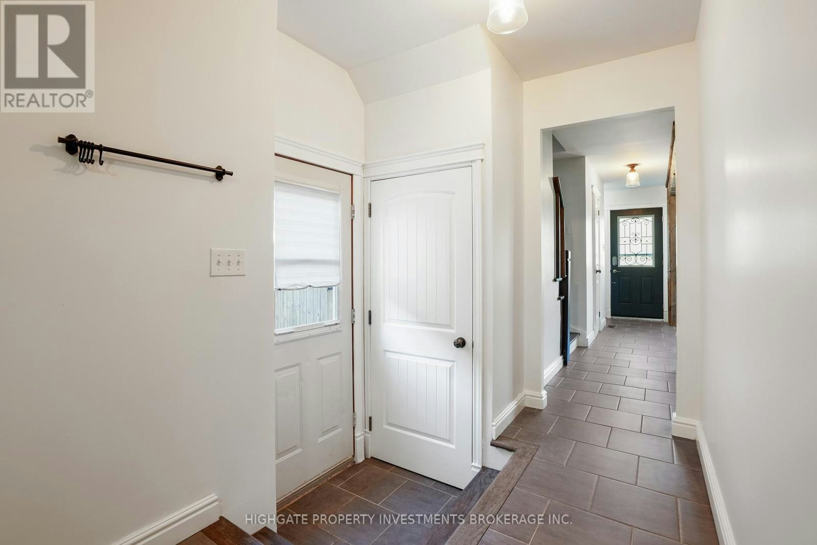 UPPER-85 Daphne Crescent, Barrie, ON, L4M 2Y7 - 5