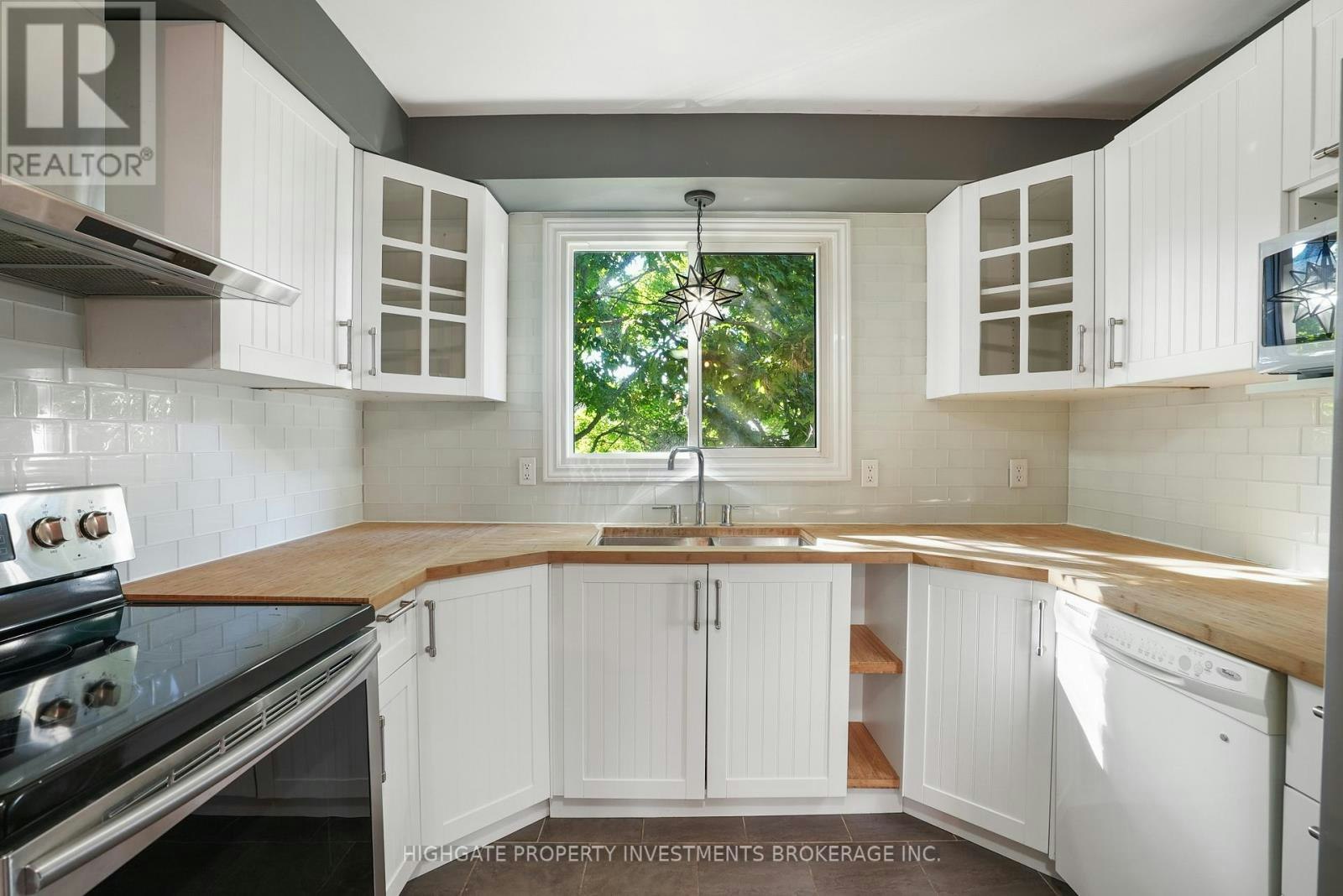 UPPER-85 Daphne Crescent, Barrie, ON, L4M 2Y7 - 3