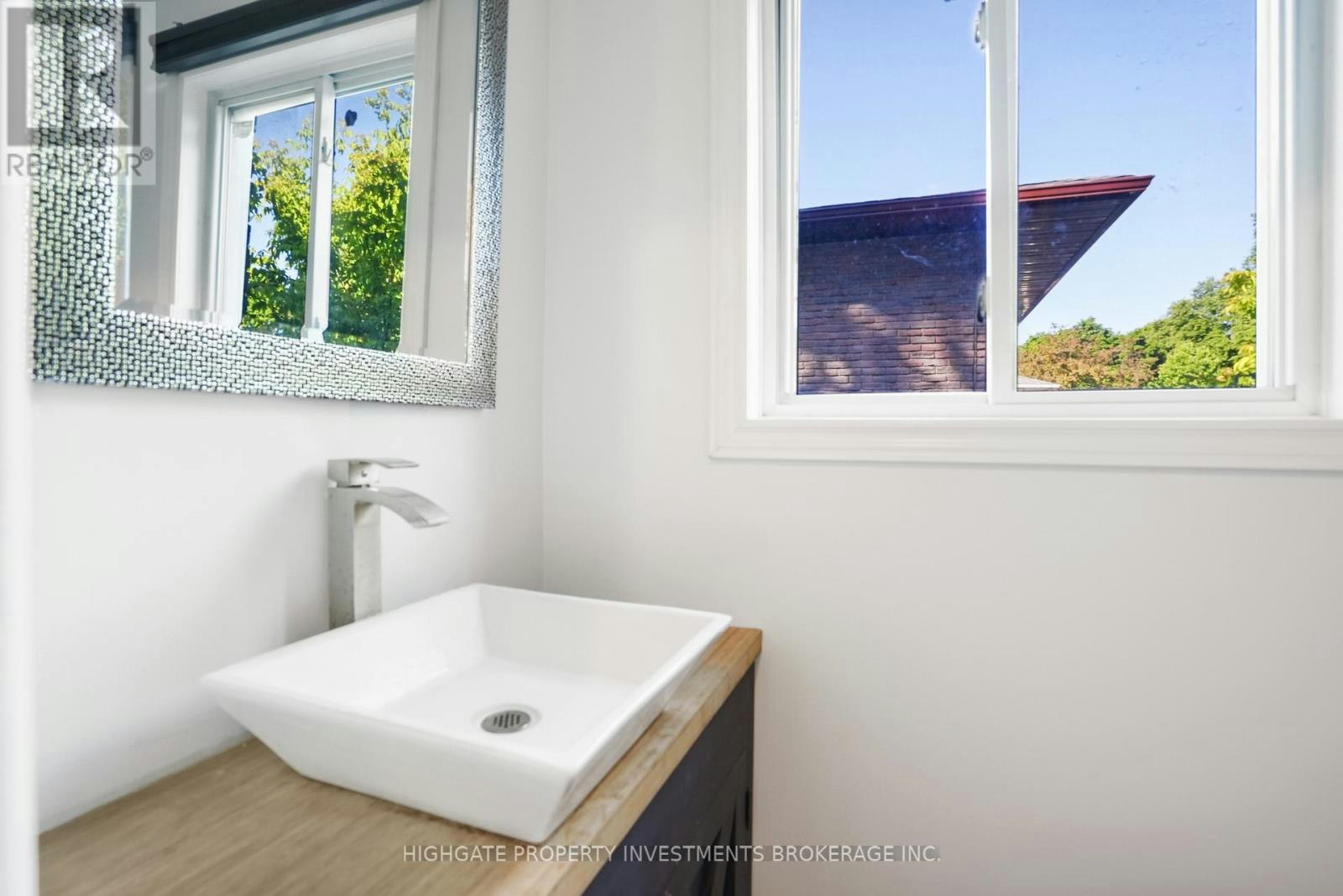 UPPER-85 Daphne Crescent, Barrie, ON, L4M 2Y7 - 24