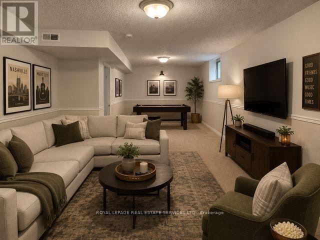 9 Stockbridge Avenue N, Toronto, ON, M8Z 4M6 - 12