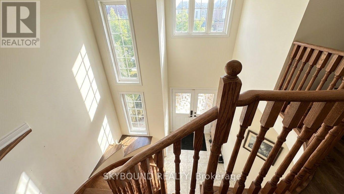 3777 Quiet Creek Drive, Mississauga, ON, L5M 8A9 - 4