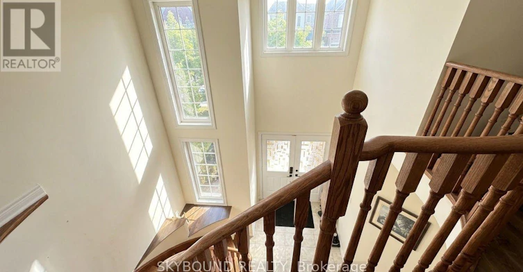 3777 Quiet Creek Drive, Mississauga, ON, L5M 8A9 - 4